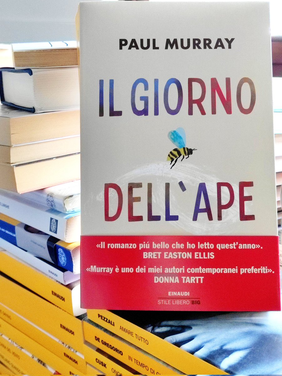 Arrivare a casa e trovare il miele del giorno 🐝✨
Da domani, in tutte le librerie e stores online.

~ Il giorno dell'ape ~
Paul Murray

Grazie, sempre, <a href="/Einaudieditore/">Einaudi editore</a> 💙