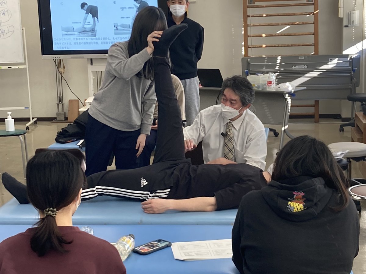 SIGdousoukai's tweet photo. 同窓会からは，畠山先生，埴原先生，武市会長が参加しました。 https://t.co/QO5Zm6U1Fk