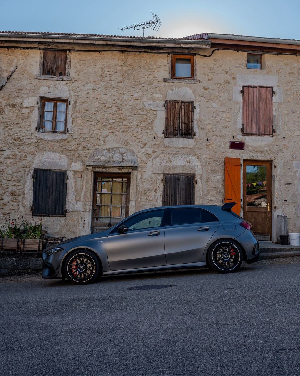 MercedesBenz AutoOja tweet media