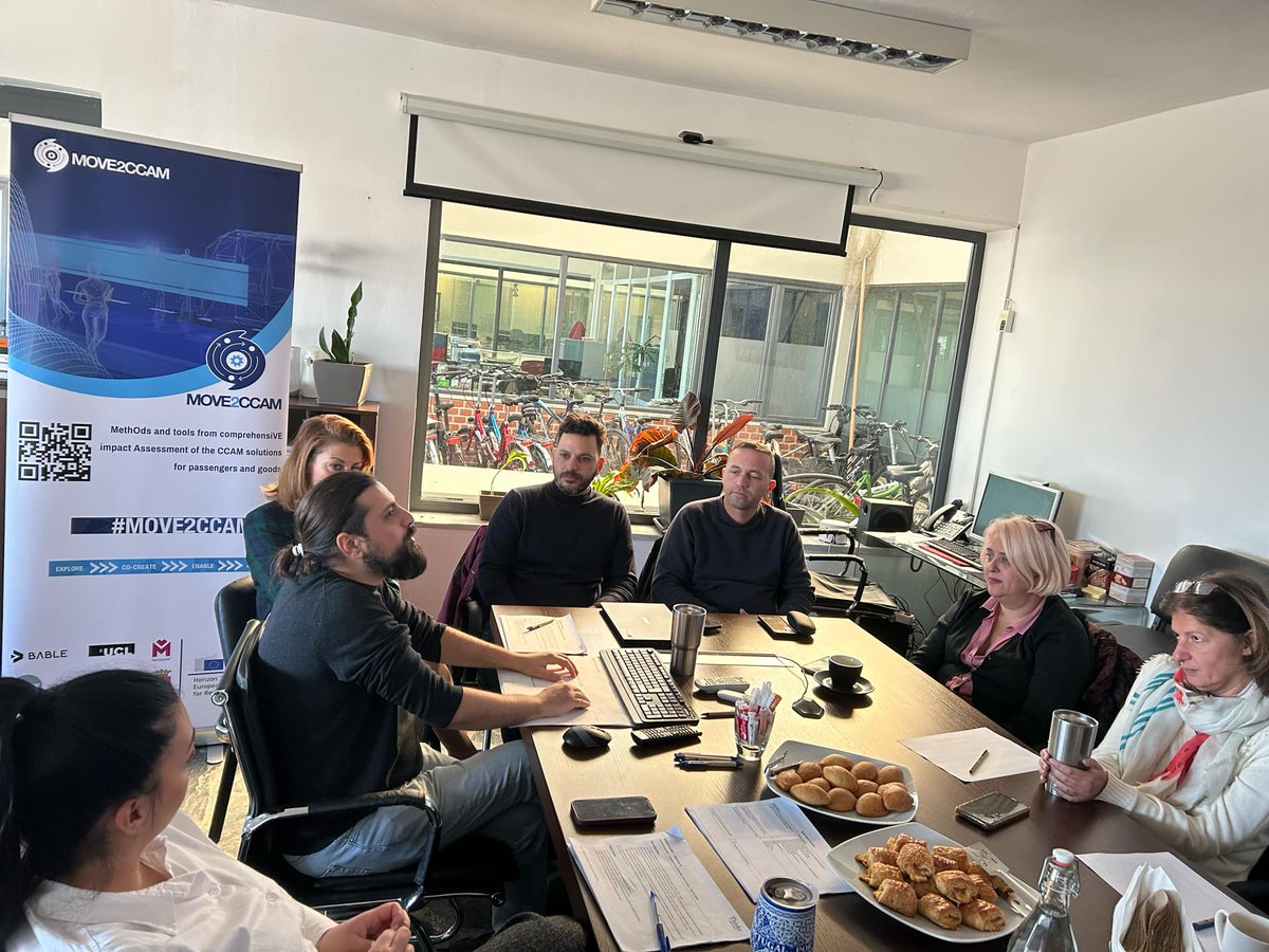 MOVE2CCAM tweet media