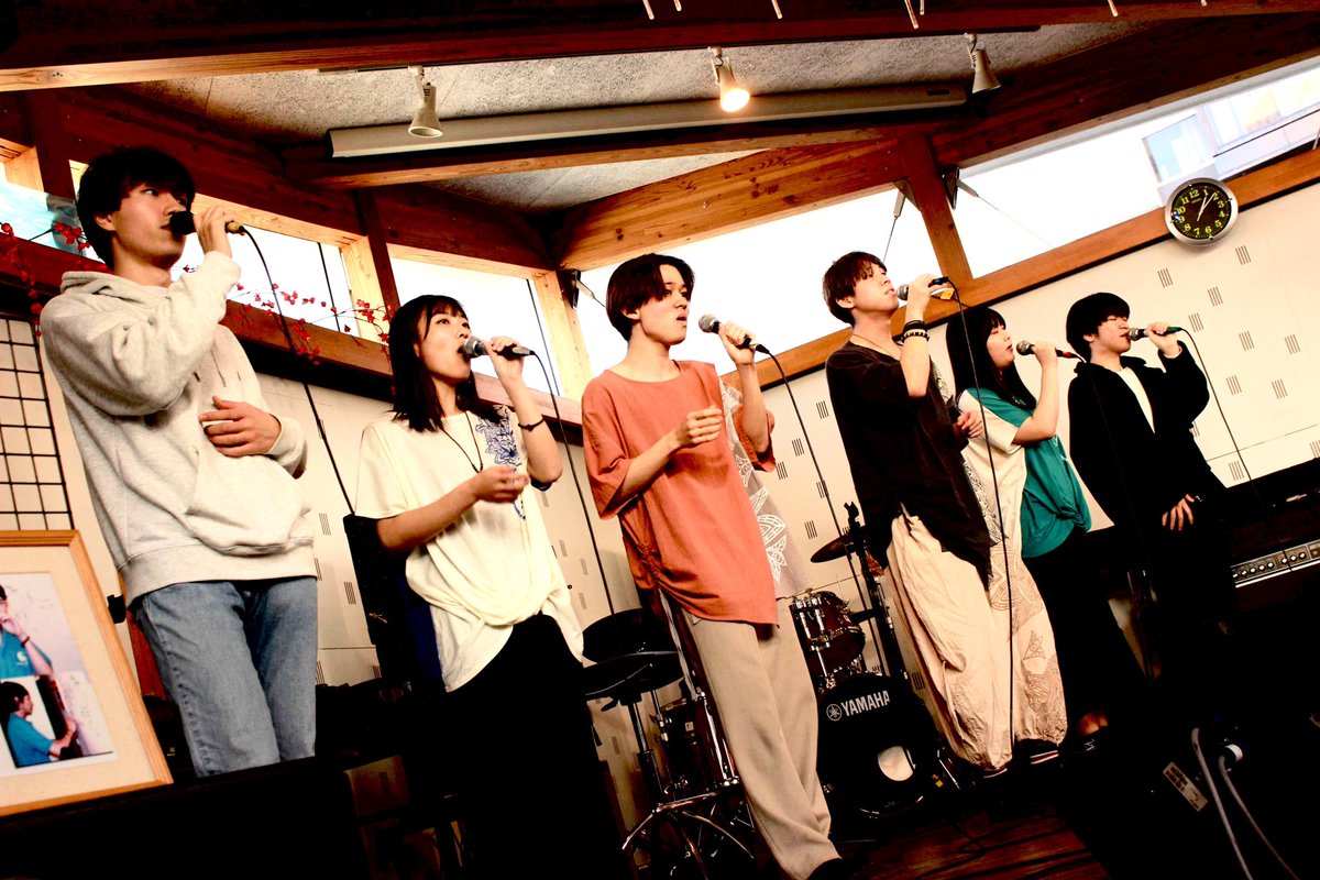 yokopella's tweet photo. 1/26 #ヨコペラ
出演バンド紹介①
早稲田大学アカペラサークルStreet Corner Symphony所属
「ilo」@ilo_SCS 

https://t.co/qRis1wqzFW https://t.co/KywayS6llt