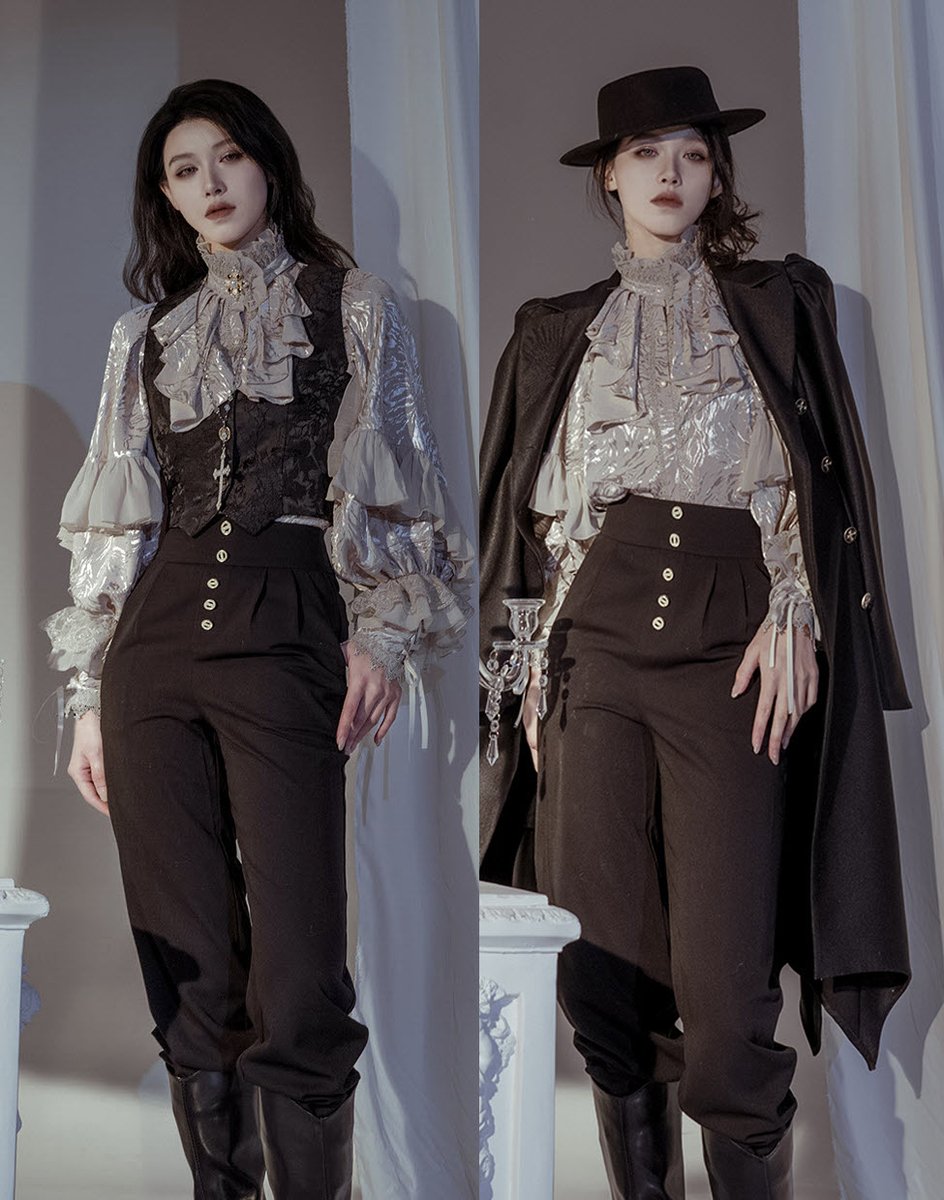 LolitaWardrobe's tweet photo. ZJ Story [-The Graveyard of the Dragons-] Lolita Blouse in SILVER COLOR Will NOT Be Available After Tomorrow (Jan. 28th)!!!

◆ Don't Miss The Silver Color Blouse >>> https://t.co/FqjEDFQ9YU https://t.co/DvQjs2jX7T