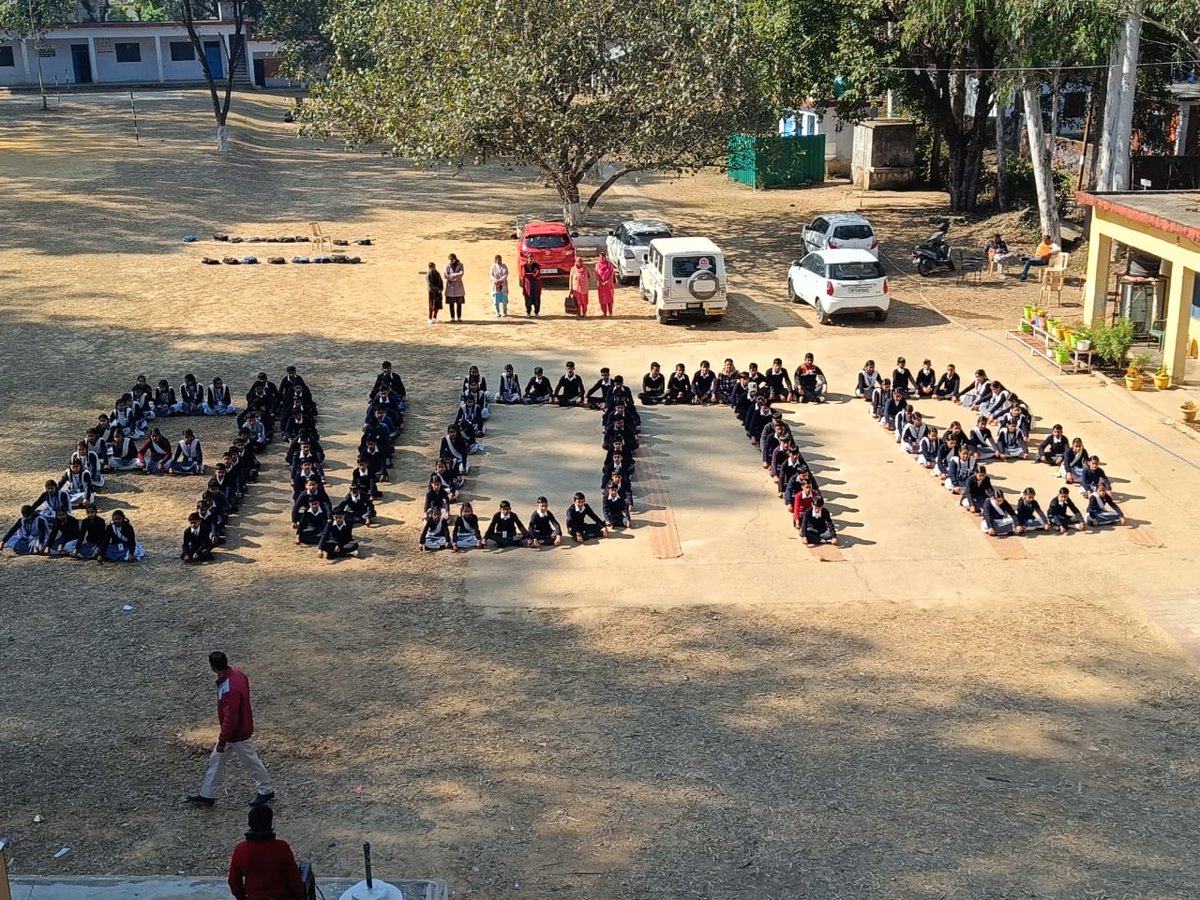 KangraNtep's tweet photo. Janbhagidari activity on 100 days Campaign on TB mukt Bharat at GSSS Garan by RBSK MHT-2,HE Rajinder &amp; CHO Duck Shivani Block Fatehpur District Kangra towards END TB #TBMuktBharat #TBMuktHimachal @mukt_tb @drrksood @dtohpkgr @TbDivision @MoHFW_INDIA @CMOFFICEHP https://t.co/nKgXWYIm1w