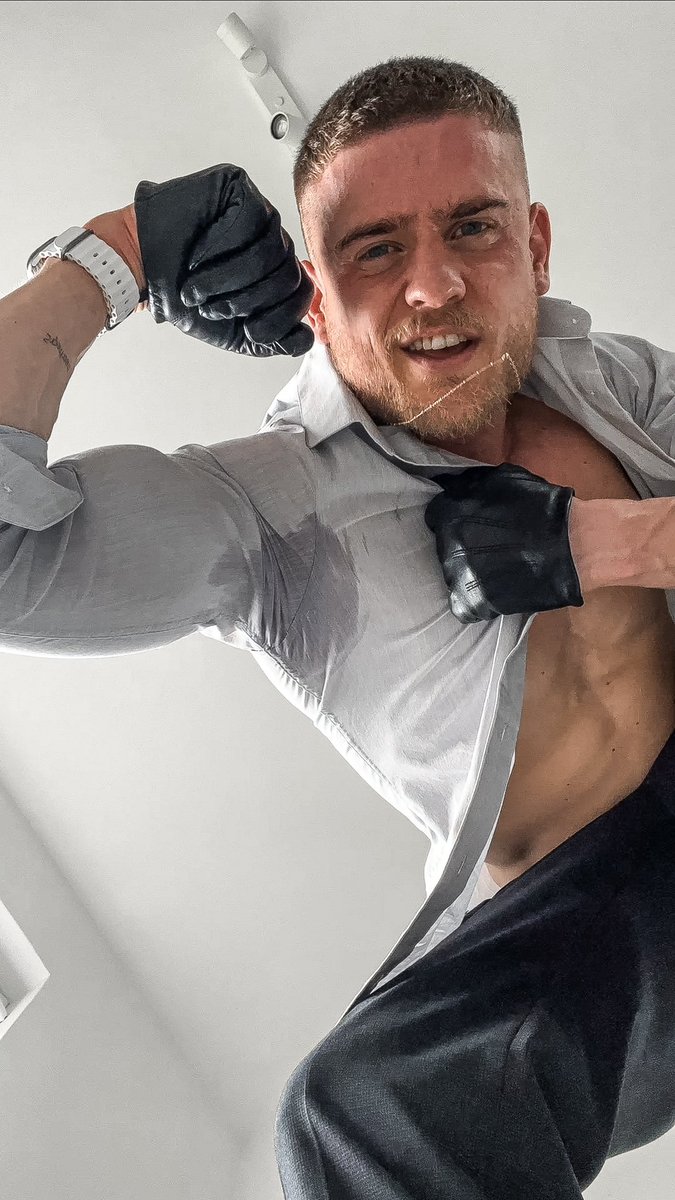 AlphaWill12's tweet photo. Monday morning… wake up, smell the pits and start your masters week just right 🙇‍♂️🤑 https://t.co/NY9dIMFISI
