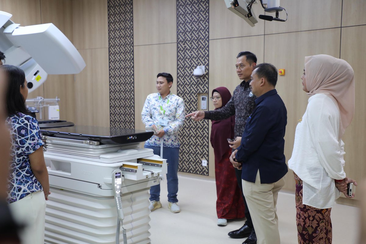 DemokratKalbar's tweet photo. Tinjau BIH di KEK Sanur, Menko AHY: Penguatan Layanan Kesehatan dan Pariwisata Nasional.
Bali International Hospital (BIH) yang terletak di Kawasan Ekonomi Khusus (KEK) Sanur, Bali.

#Kemenkolnfrastruktur #Kemenkolnfra  
#MenkoAHY  
#InfrastrukturUntukSemua https://t.co/JEGerTQSh2
