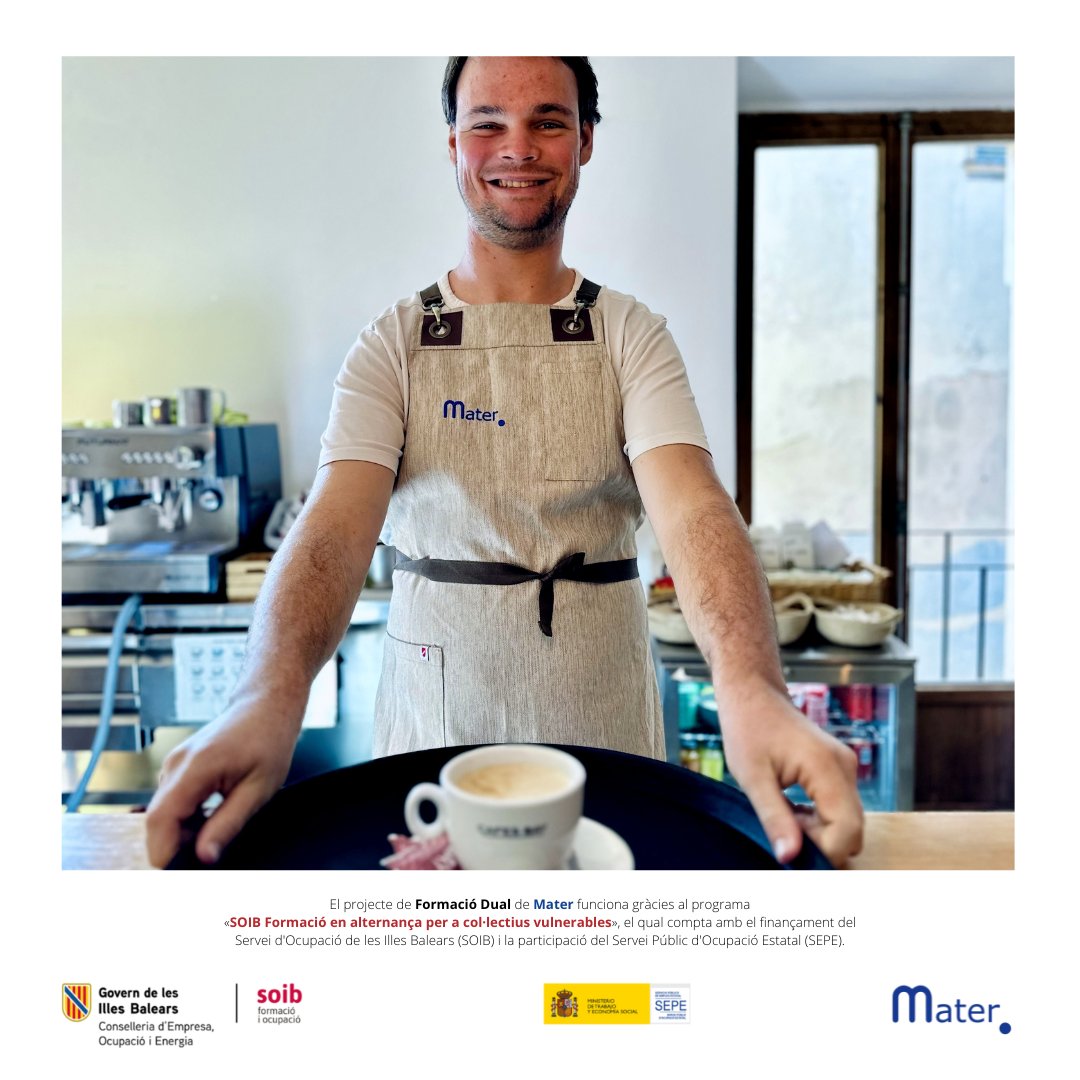 orgmater's tweet photo. [🧵] L'alumnat de Restaurant-#Bar
de #FormacióDual
ja està totalment adaptat
a un dels seus llocs d'#Aprenentatge
i #Treball:
📍 @orgmater #Sineu.

Cada dia, s'encarreguen
d'atendre i servir
als clients de la #Cafeteria.
Com a novetat,
estrenen l'opció de dinar
de #PlatDelDia. 😋 https://t.co/HAlMfbSowc