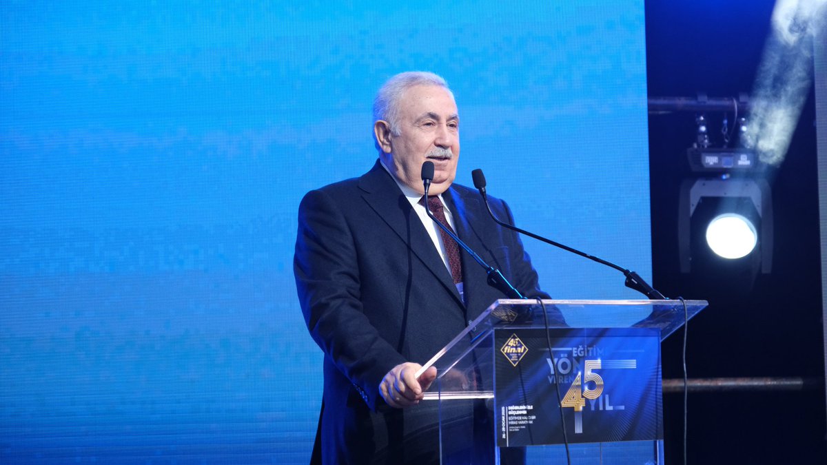 finalegitim's tweet photo. 45. Yıl Vizyon Toplantısı açılış konuşmasıyla başladı!
Kurucular Kurulu Başkanımız İhsan Özen, 45 yıllık köklü geçmişimiz ve geleceğe yönelik hedeflerimiz üzerine konuştu. Türkiye’nin eğitim markası olarak sorumluluklarımızın altını çizdik.
#EğitimeYönVeren45Yıl https://t.co/XXdppcddI4
