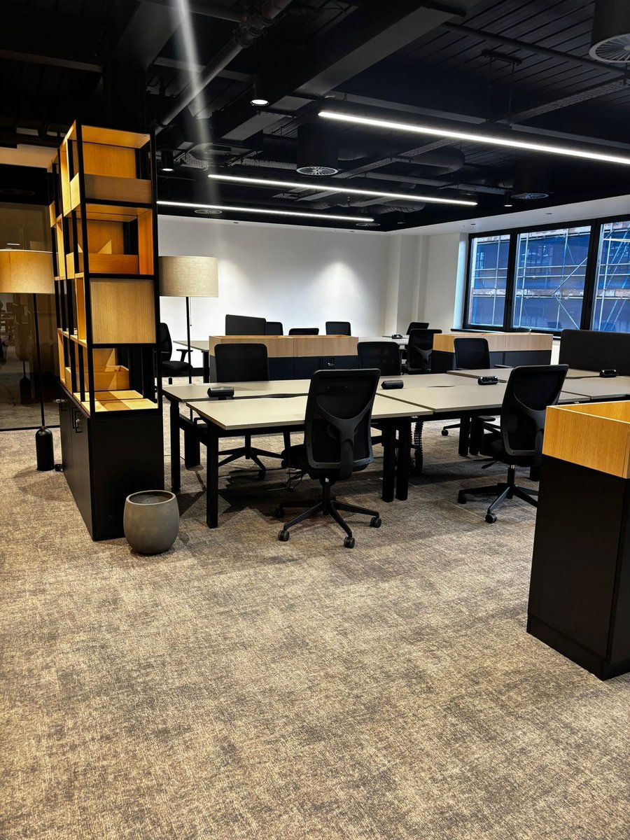 Loughton Contracts tweet media