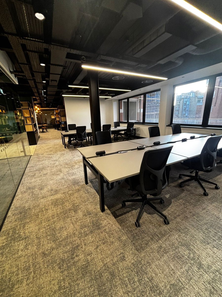 Loughton Contracts tweet media