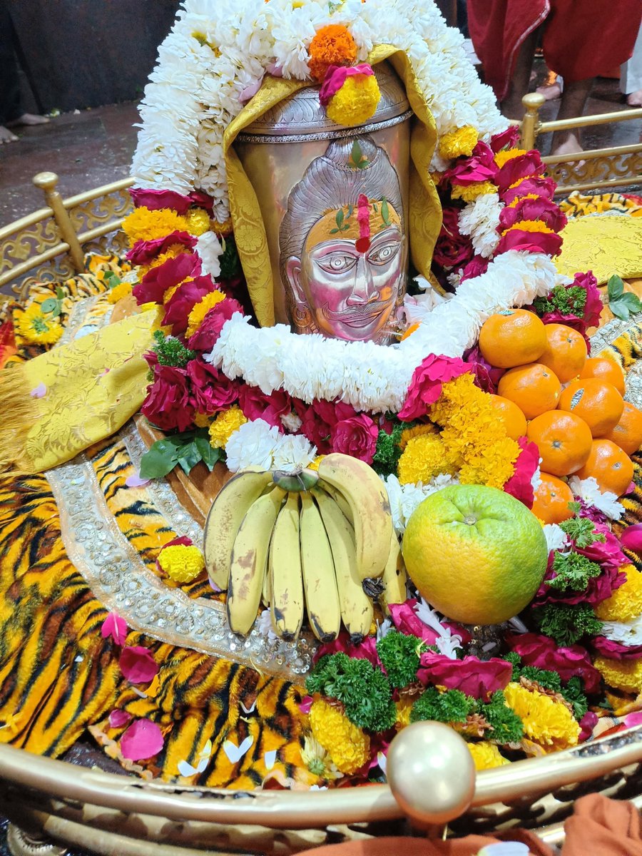 12Jyotirling's tweet photo. श्री घृष्णेश्वर ज्योतिर्लिंग जी के आज के मंगला आरती श्रृंगार दर्शन  27.01.2025 https://t.co/ctp6zltK0i
