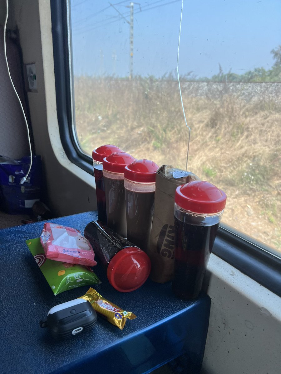 CJani's tweet photo. Travelling by train from Ahmedabad to Pune. @Swiggy sent order of 3 coaches to our coach. Informed Swiggy about it. No one came to claim !!
#swiggy #irctc https://t.co/XeEo5LZhhF