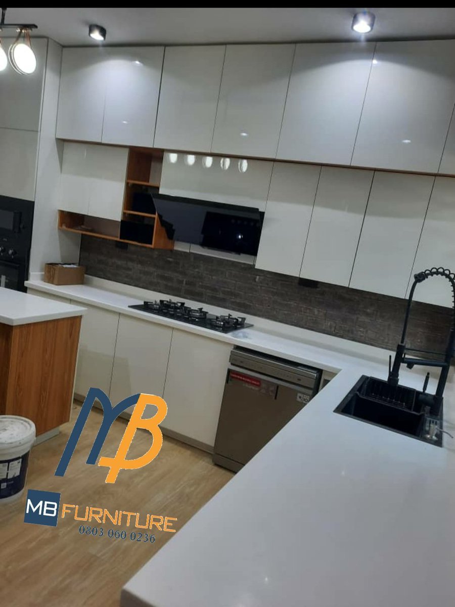 mbfurnitureng's tweet image. Upgrade your kitchen with our sleek and sturdy bar stools—style meets comfort. #KitchenGoals #BarStoolStyle #FunctionalFurniture #ModernLiving #ChicSpaces