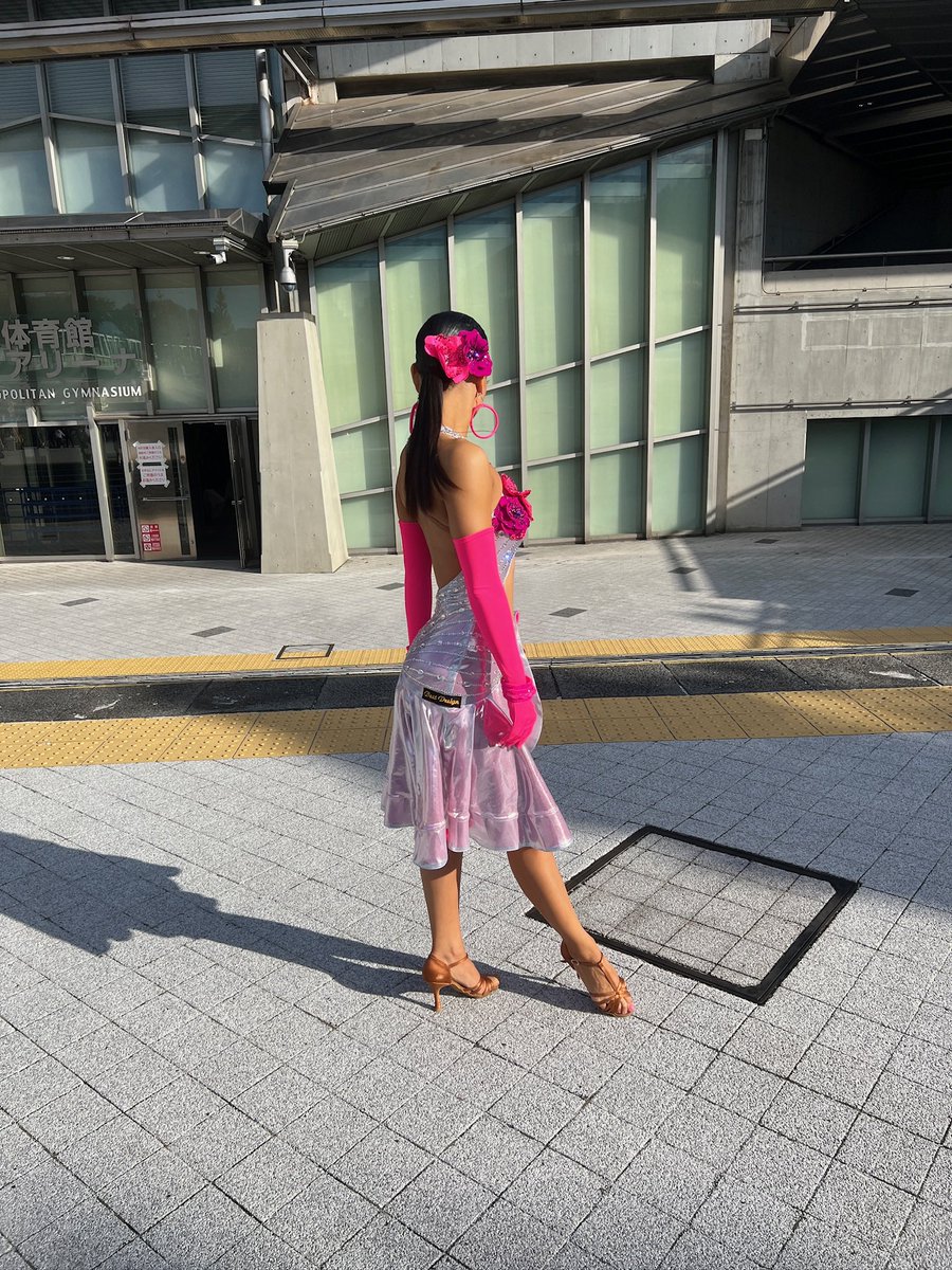 🌺Dress for SALE🌺

着用回数、数回で良い状態です！
サイズXS-M(生地が伸びます)

ご試着可能です。お気軽にご連絡ください🥰