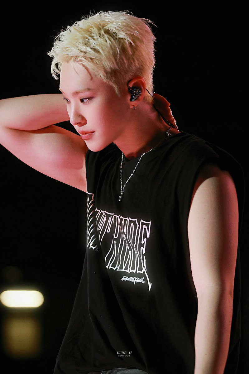 HLTSY_17's tweet photo. 250126

#호시 #HOSHI #권순영 #ホシ #权顺荣
#세븐틴 #SEVENTEEN https://t.co/dkLtksO8VN