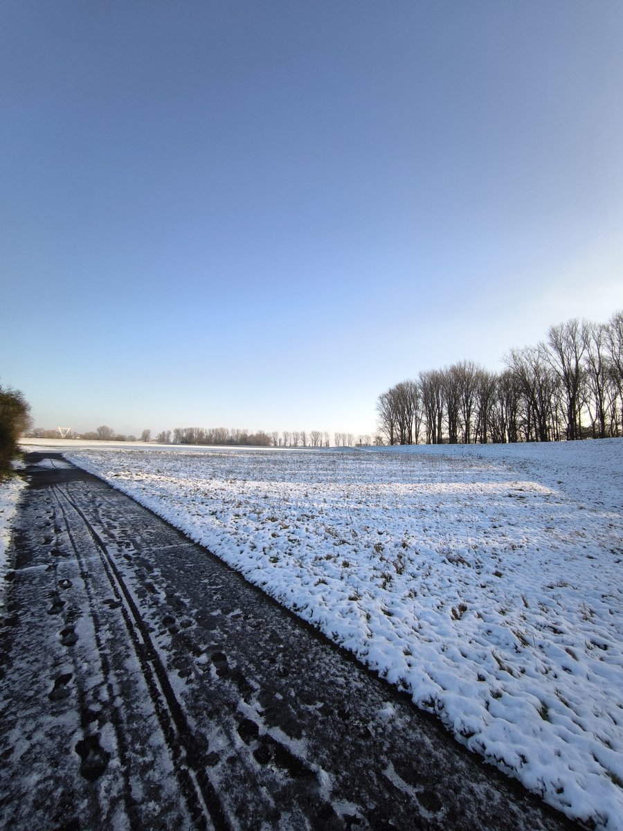 Basti (@bastiii0) on Twitter photo 