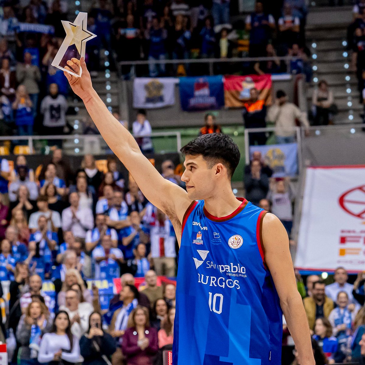 CompeticionFEB's tweet photo. 🏀 Protagonistas del fin de semana...

▶ ¿Y tú, con cuál te quedas?

🔁 𝗥𝗧 ➡ El @SanPabloBurgos como campeón de la I #CopaEspañaFEB

❤️ 𝗙𝗔𝗩 ➡ La exhibición de @gonzacorbalan10 como MVP #CopaEspañaFEB

🗨 𝗖𝗢𝗠 ➡ El papel de @angela_mataix para @UniFerrol en #LFEndesa https://t.co/iik0ur23lC