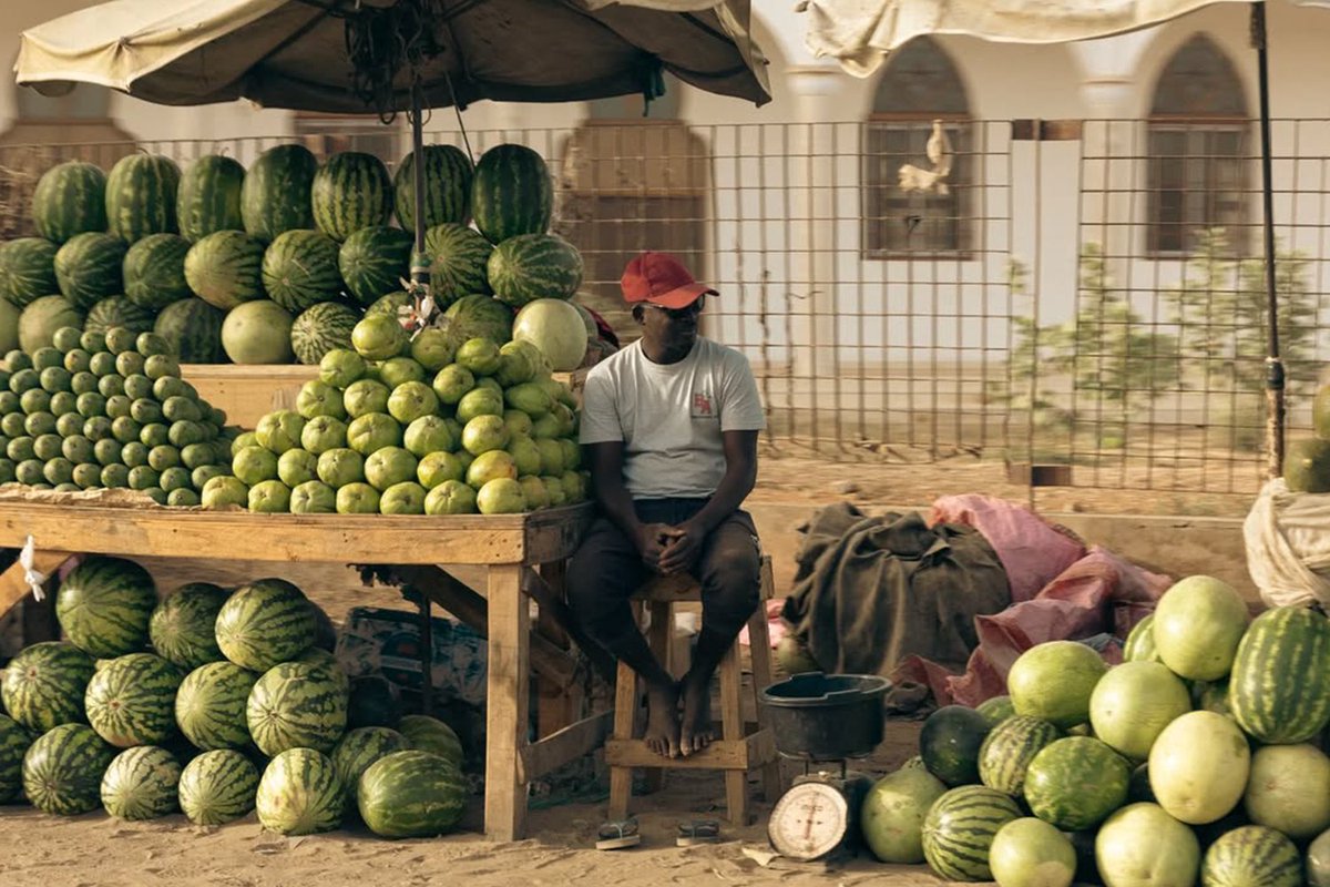 _SPCA's tweet image. Images taken
IG: Yaphet_photographer
( Darka Senegal). We want to see your street photography in all kinds of spectrums. Tag us on your photos #streetphotographyAFRICA and follow us on @_SPCA