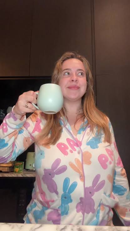 RubyMay672890's tweet image. How do l look like