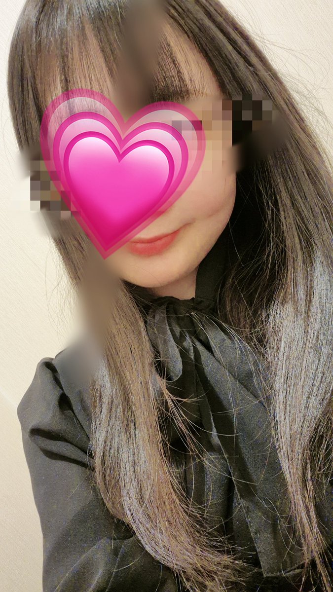 _ayana_uu's tweet photo. 前髪ちょきちょき✂️
これから弁護士さんとお話してきます😢⤵️

#下着売ります #下着売り子 #パンスト売り子 https://t.co/gTd4sEnEdX