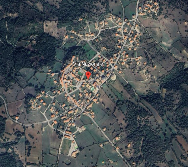 Abbanoa's tweet photo. #Erula, squadre di #Abbanoa al lavoro in via Nazionale per eseguire un intervento di manutenzione sulla rete idrica dove si è verificato un guasto improvviso. Fino al completamento dei lavori, che avverrà in giornata, si verificheranno cali di pressione e temporanee interruzioni. https://t.co/eaWWjfFVyh
