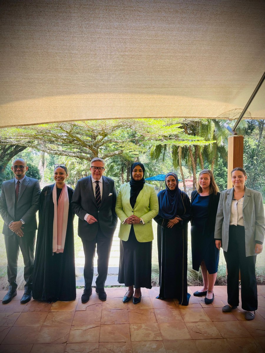 Finland in Somalia (@finlandinsom) on Twitter photo Great to have met H.E. Minister <a href="/KhadijaMakhzumi/">Khadija Mohamed Al-Makhzoumi</a> in her new position and her <a href="/MFamily_HRD/">Ministry of Family & Human Rights Development</a> team to discuss #genderequality, women and girls' participation, #humanrights and #childrights in Somalia. ๐ธ๐ด
Promoting gender equality and human rights is a key priority for Finland. ๐ซ๐ฎ Great to have met H.E. Minister <a href="/KhadijaMakhzumi/">Khadija Mohamed Al-Makhzoumi</a> in her new position and her <a href="/MFamily_HRD/">Ministry of Family & Human Rights Development</a> team to discuss #genderequality, women and girls' participation, #humanrights and #childrights in Somalia. ๐ธ๐ด
Promoting gender equality and human rights is a key priority for Finland. ๐ซ๐ฎ