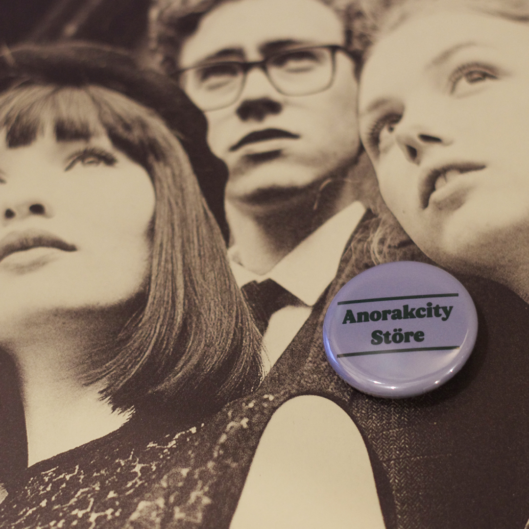 Anorakcity_'s tweet image. 販売用としては初めて作ったAnorakcity Störeカンバッジはじんわりと気に入って頂き残り一つとなりました
ご来店記念に、プレゼントに添えてあるいはバッジを集めてるお子さんにもお選び頂けました
また同じ物を作るか、デザインや色大きさを変えて作るか考え中です

#badge #バッジ #buttonbadge