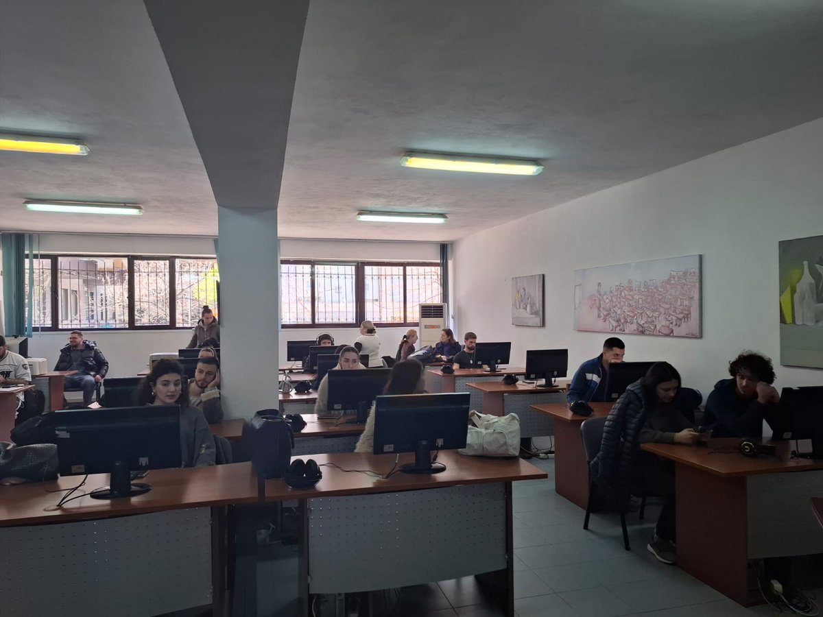 🎭 Në Universitetin e Arteve, Tiranë, zhvilluam një punëtori në #Wikipedia mbi "Historinë e teatrit shqiptar" me mbështetjen e M.A. Iris Canaj.
Falenderime për dekanin Milto Kutali dhe studentët e vitit të parë për përkushtimin e tyre! 🙌✨
Për më shumë: bit.ly/40OJDfu