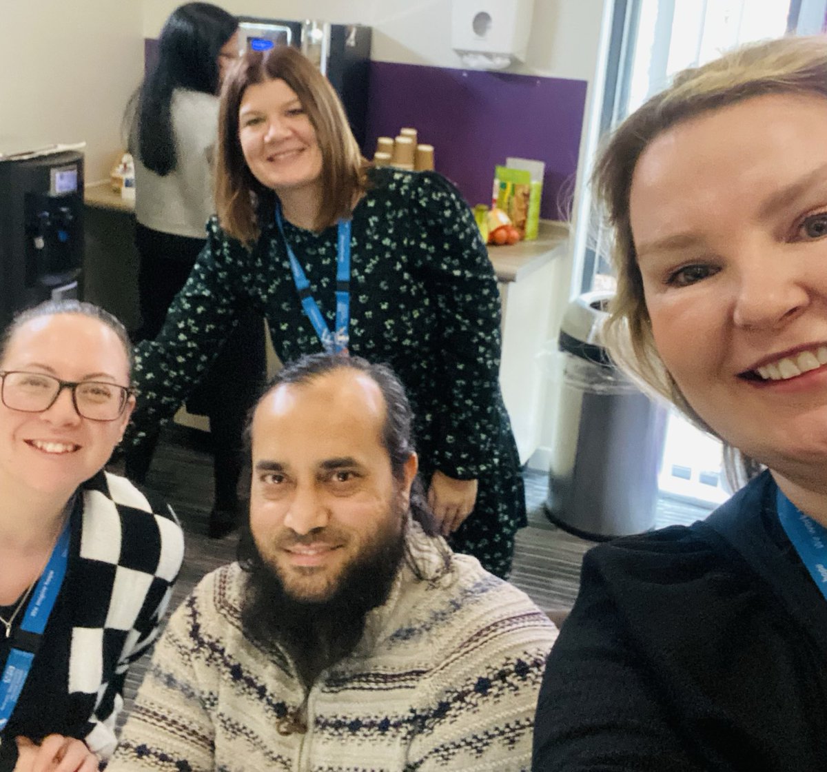 DebbieR12885319's tweet photo. ⭐️how ⭐️lovely to be able to spend some precious time with Manchester Home Based Treatment Service Leads mapping services to key CORE Fidelity benchmarking standards in readiness for the crisis offer of the future to support our practitioners , service users &amp; families ❤️⁦ https://t.co/32lI3uPsxi