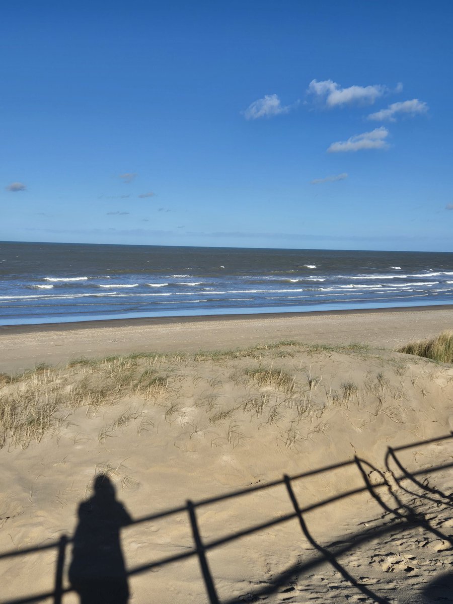 slosserik's tweet photo. Westende om 12.35 uur.
#vrtweet https://t.co/TcqdL4Uh0C