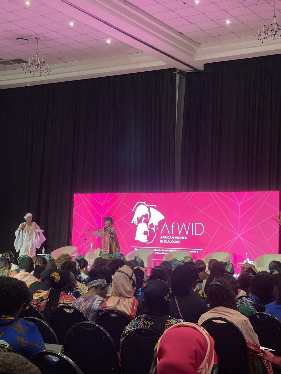 Nadharia Kenya tweet media