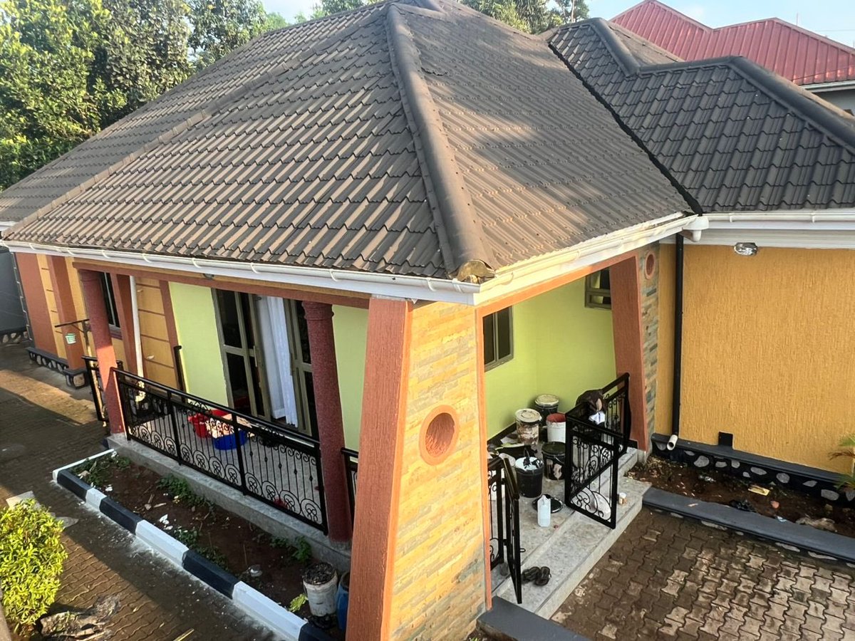 cathie_umuton's tweet photo. Improve the look of your home by repainting with @KiwaPaints  #TheHomeOfColour 

Call 07097343325 /0760530909 for purchasing and inquiring. https://t.co/MlsmgCUdLw