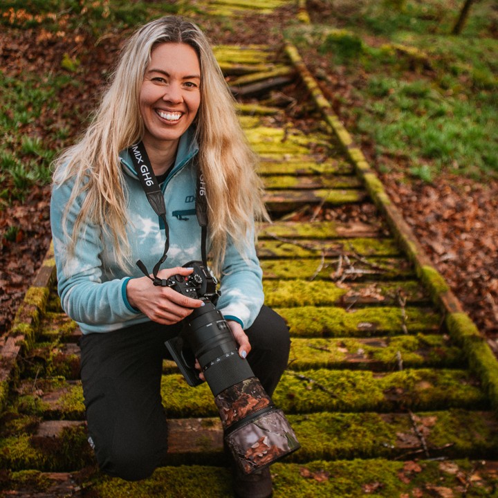 📸 Catch up on our #MakeSpaceForNature podcast series. 🎧 🖼️ 
Capture nature like a pro! Award-winning photographer Libby Penman reveals her top wildlife photography tips, and suggests ways to help nature while improving your wellbeing.
⏯️ Listen now: orlo.uk/BCY9t