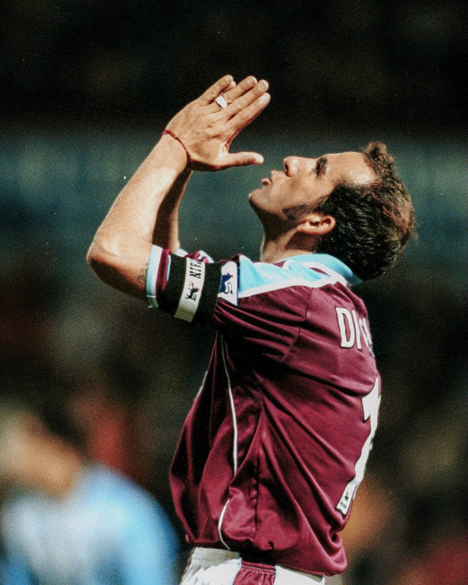 Paolo Di Canio signed for the Club 26 years ago today ✍️🇮🇹