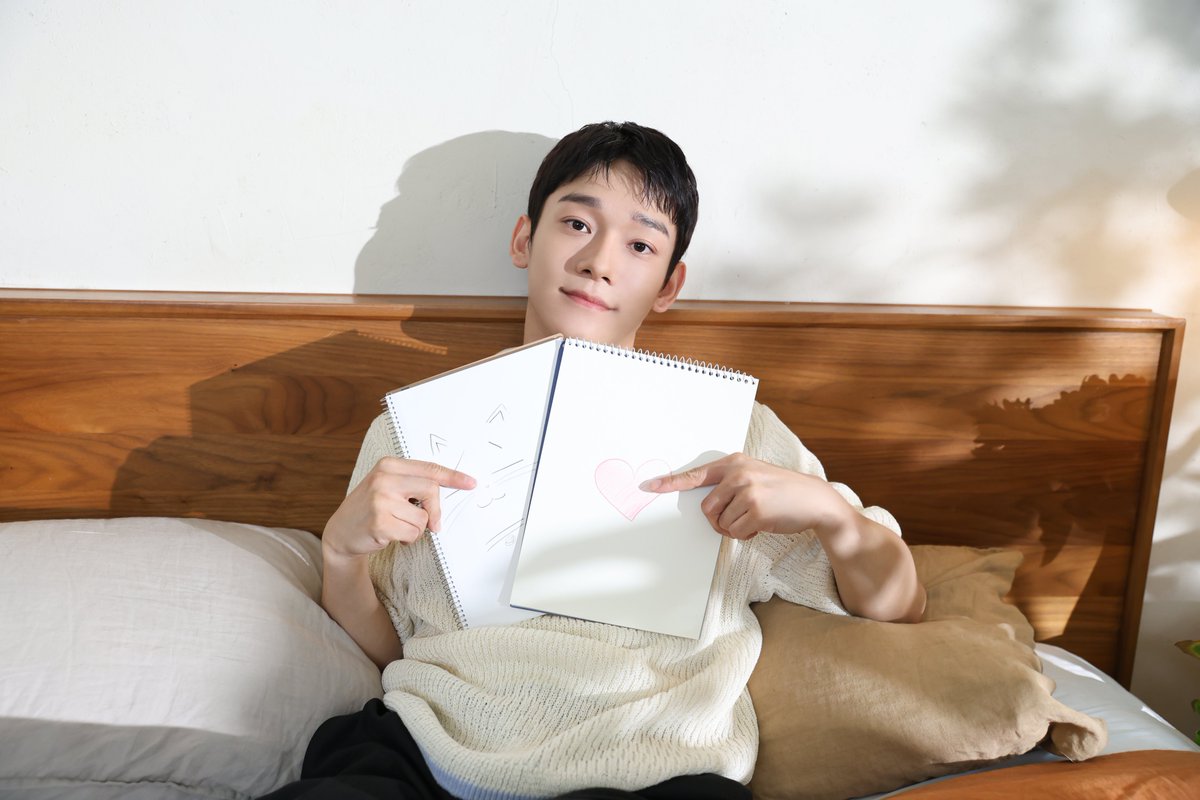 enjieLou's tweet photo. CHEN Weverse membership photos 😍 https://t.co/rSV2mw4FFh