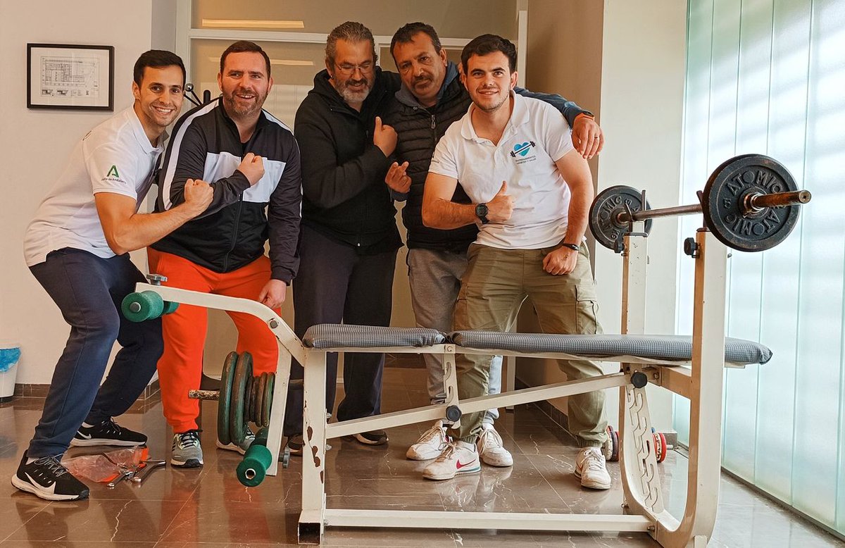 BJSM_BMJ's tweet photo. 🔦 NEW #ServiceSpotlight - PowerONyou 

Enhancing well-being through exercise for individuals with severe mental disorders in ambulatory mental health clinics in Southern Spain 🧠 🇪🇸

#FREE ➡️ https://t.co/pNZJxSBE5s https://t.co/AprkAy1C5x