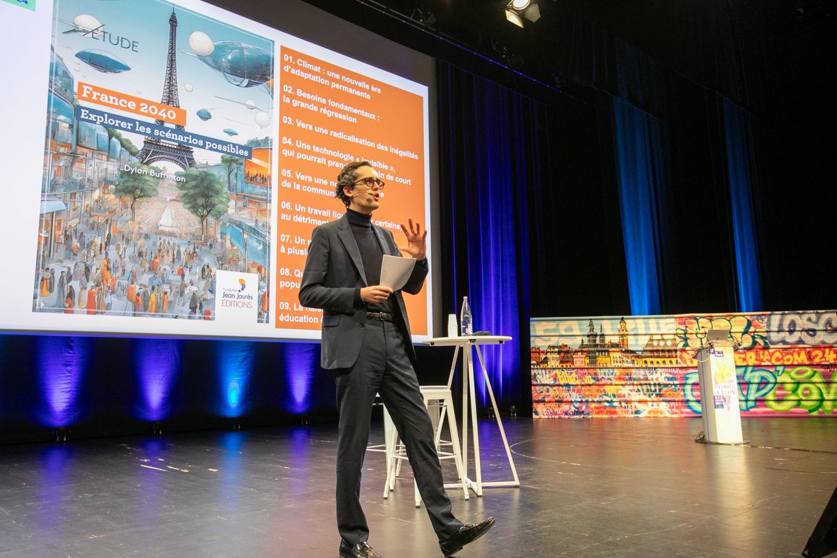 👀 Vivre ensemble, savoir et contenus, narratifs : retour sur la vision prospective de <a href="/Dylan_Bftn/">Dylan Buffinton</a> sur 3 enjeux pour les métiers de la #communication et des #médias, présentée au Forum #capcom24 pour porter un regard plus large sur un futur proche.

➡️ tinyurl.com/56b2yrvm