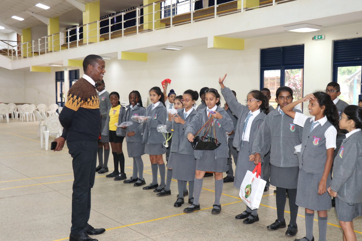 PRIMARY -  Science lesson

In the Year 5 Science lesson on parachute testing, students explored how air resistance impacts parachutes of various sizes. 

#oshwalacademynairobi #primary #sciencelesson #parachute