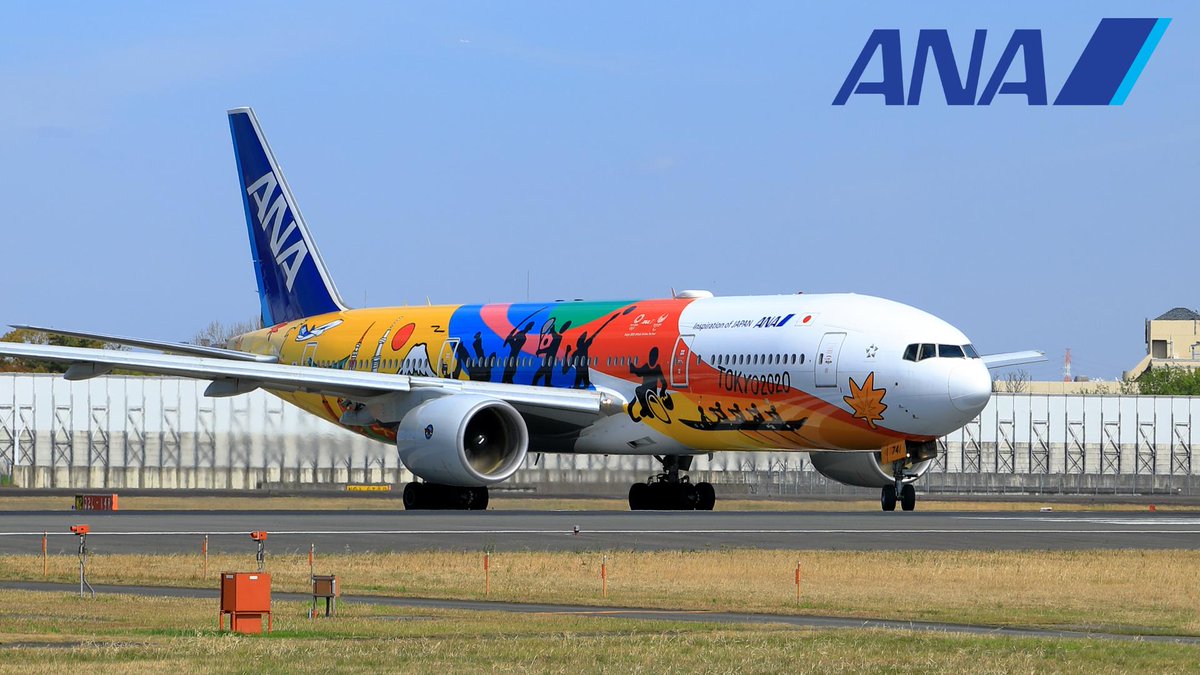 MulderSky777's tweet photo. 今日1月29日は、ANA「HELLO 2020 JET」が就航開始した日です🛫
#今日は何の日 #ANA #HELLO2020JET #飛行機
2018年(平成30)
東京オリンピック・パラリンピック開催に向けて企画した「機体デザインコンテスト」で採用された、松本朝陽さんのデザインを機体に描いた特別塗装機「HELLO 2020 JET」を東京国際空港⇒福岡空港便で初就航しました