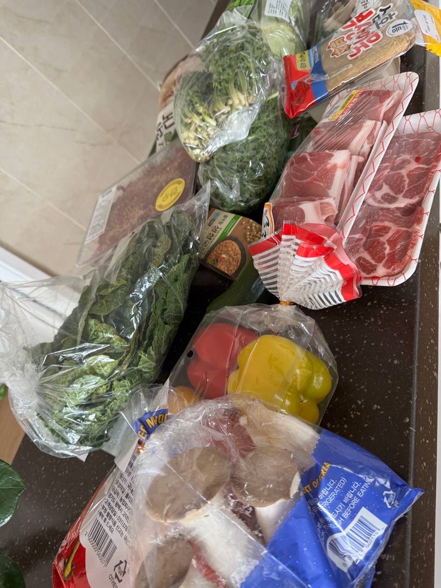 seimeizu's tweet image. Jaemin shared what his mom gonna feed him, cutie 😭