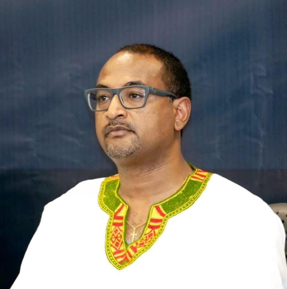 AsayeDerbie's tweet photo. ከብልጽግና የዲጂታል አርሚ ጋር ተቀላቅለው በጋራ መስራት የጀመሩትና የግሩም ጫላ አድናቂ የሆኑት የእስኬው ደጋፊዎች በዛሬው እለት በዋዜማ ሬዲዮ የተገለጸውን እውነት በመናገርህና የሙያ ግዴታህን ስለተወጣህ ቢዘምቱብህም እኔ ግን አመሠግንኻለሁ። https://t.co/mJWWRqHYJy