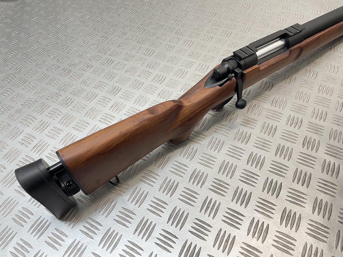 kinwa__official's tweet image. ー新製品情報ー

SNOW WOLF社製 M24 スナイパーライフル エアコッキングガン リアルウッドver./TN　2色入荷

米 #Remington 社製 #M700 をベースに開発された #ボルトアクションライフル #M24 をモデルとした #エアコキ #ライフル シリーズに新色登場

お財布に優しくて😂
※予備マグ入荷済

#サバゲー