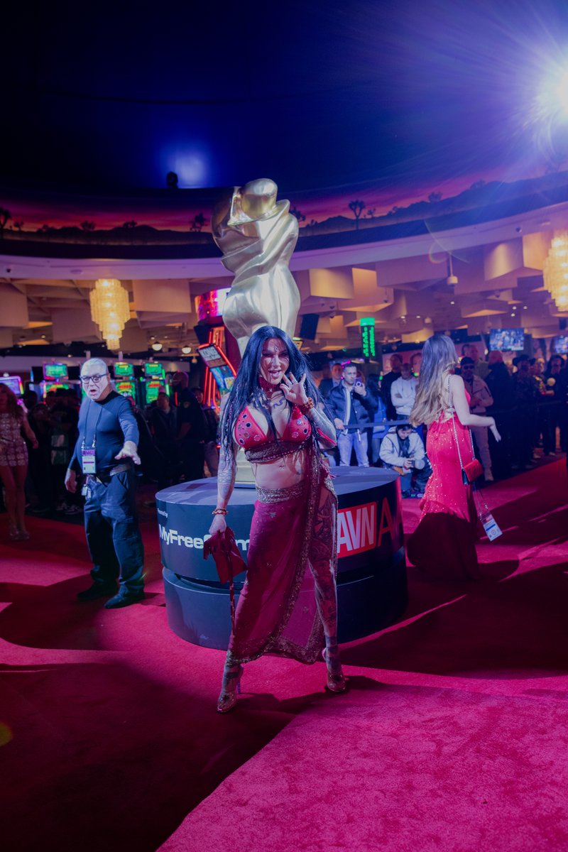 The Red Carpet had so many amazing stars from the Adult Film Industry at the <a href="/avnawards/">AVN Awards</a>. <a href="/JenevieveHexxx/">Jenevieve Hexxx</a> was one of my favs!!! #AVNAWARDS #REDCARPET