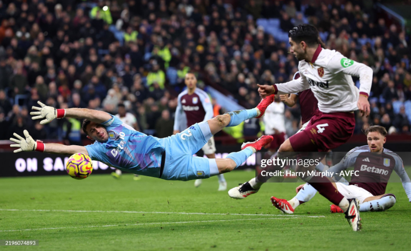 Graham Chadwick (@gchadwick_) on Twitter photo Great frame from <a href="/harryamurphy/">Harry Murphy</a> of the maverick goalkeeper Emiliano Martinez of Aston Villa during yesterday's 1-1 draw against West Ham at Villa Park. Great frame from <a href="/harryamurphy/">Harry Murphy</a> of the maverick goalkeeper Emiliano Martinez of Aston Villa during yesterday's 1-1 draw against West Ham at Villa Park.