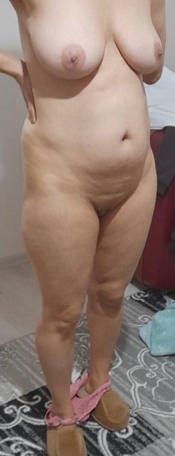 karımı sanalda skinn....yokmu cıddı sohbet edecek evlı  arkadas  teshır seven