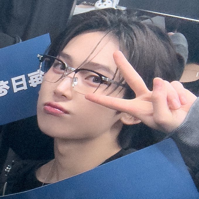 폭스 tweet media