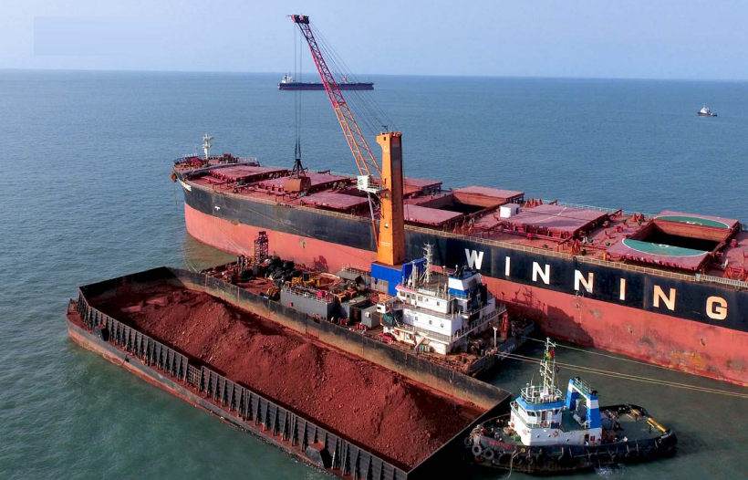 Alcircle's tweet photo. Increased bauxite demand in China leads to capesize fleet carrying more bauxite than coal for the first time.  https://t.co/vgtsjpzdwJ https://t.co/vAO7DKWc3x