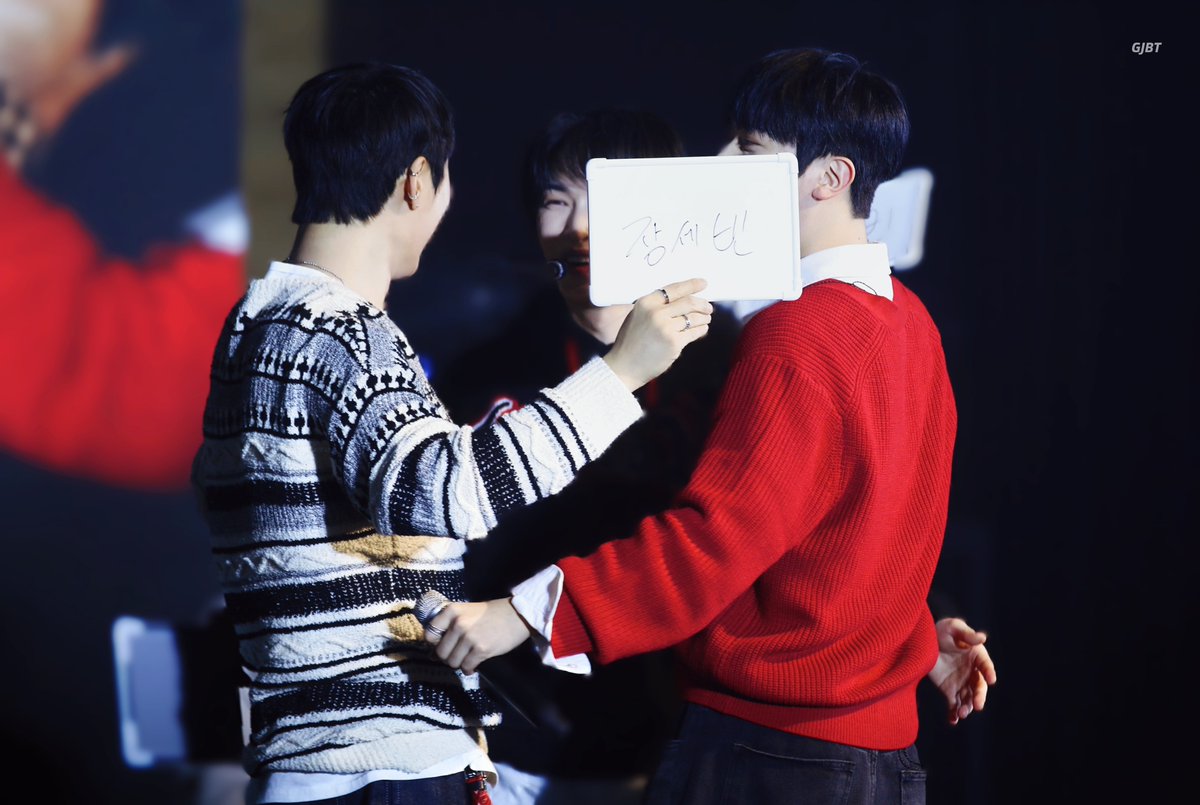 _gjbt's tweet photo. 241228 2024 OMEGA X FANMEETING [To. FOR X] 

얘네들 맞힌 거 정말 기뻐😀

#OMEGA_X #오메가엑스  
#재한 #JAEHAN
#한겸 #HANGYEOM 
#예찬 #YECHAN https://t.co/6gLQpjo2bV