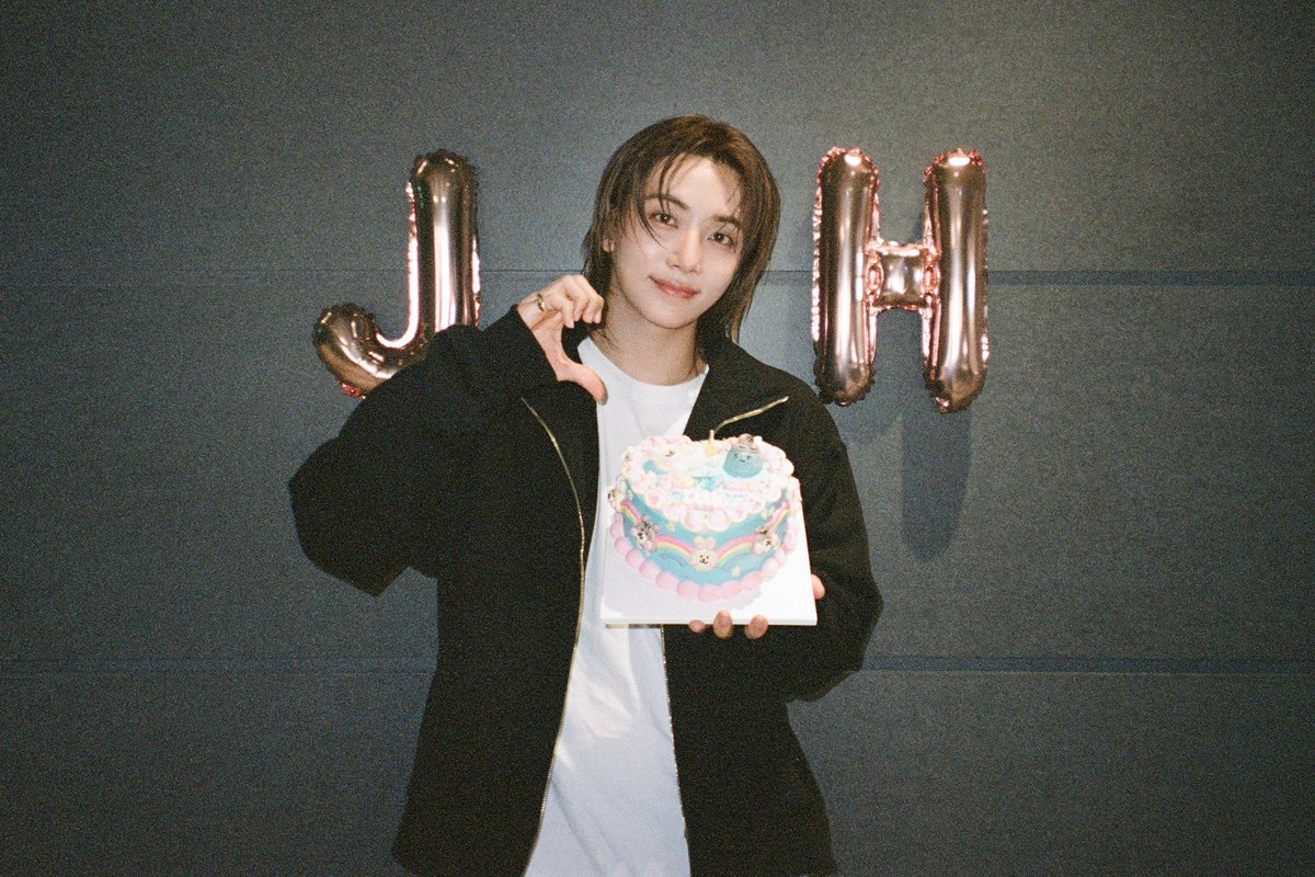 DearHani2's tweet photo. 진짜 눈물만 나와 … 정한이는 대체 😭😭😭 https://t.co/x0cDYj2liS