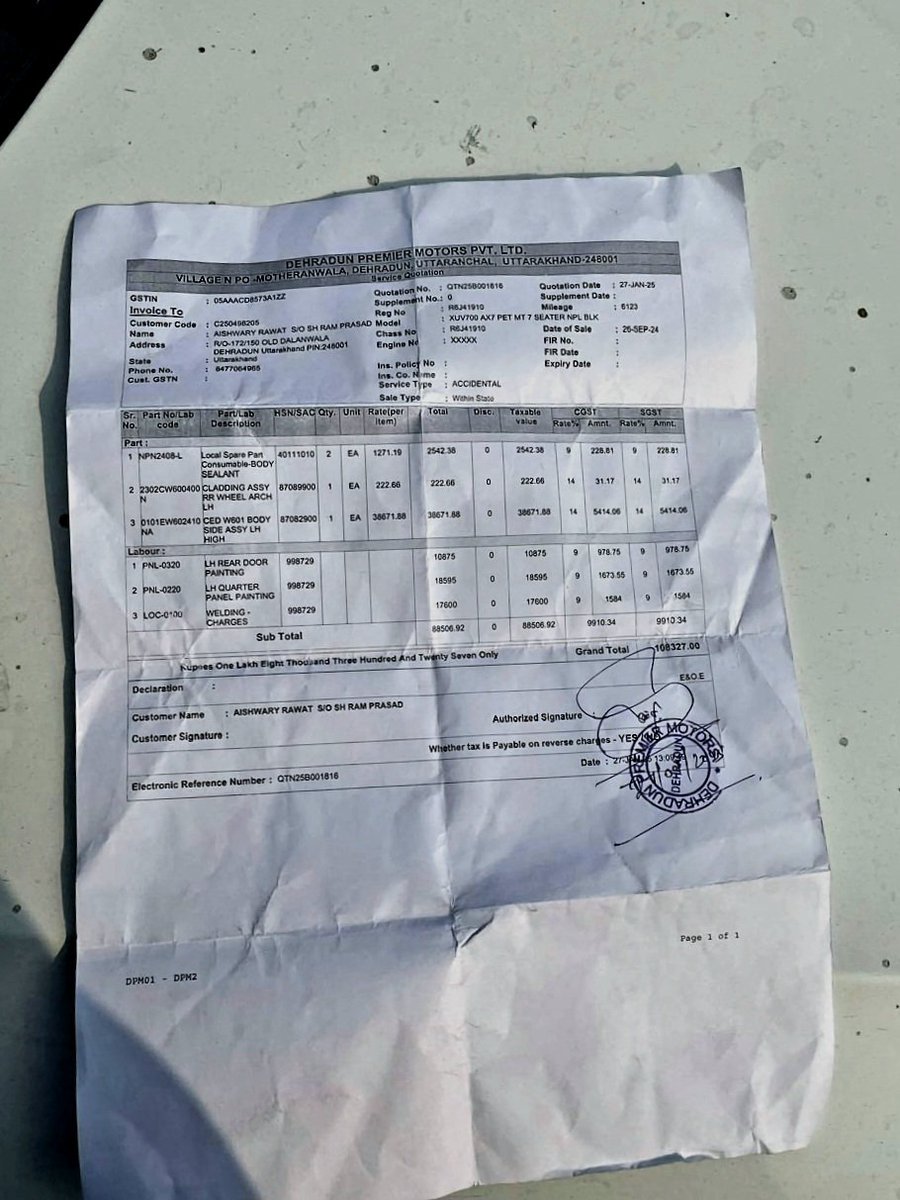Whyyysoooo's tweet photo. 1 lakh 10 thousand for just a Panel Scatch , Whysooo @Mahindra_Auto , whysoo @anandmahindra ,P.C. from a friend , location Dehradun https://t.co/LHDWCwUCJx