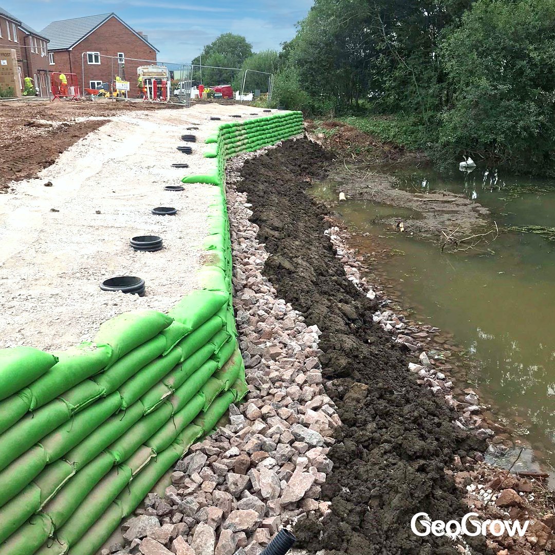 🌿 Reinforced, resilient, reliable – the power of Rootlok 🌿
 
Looking for an eco-friendly, durable, and effective retaining wall solution? 🌱 Look no further! 

📩 Contact us today to learn how Rootlok can transform your next project! 

#Rootlok #GeoGrow #Biodiversity